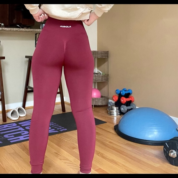 Seamless INTENSIFY Leggings - Picture 2 of 3